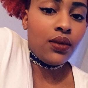 Meet your Posher, Edmee